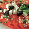 Tomatensalat mit Ziegenfeta und Oliven